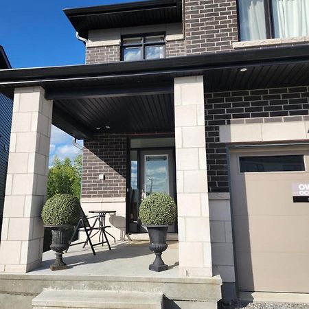 Place You Can Call Home !!! Near Ottawa Airport Zewnętrze zdjęcie